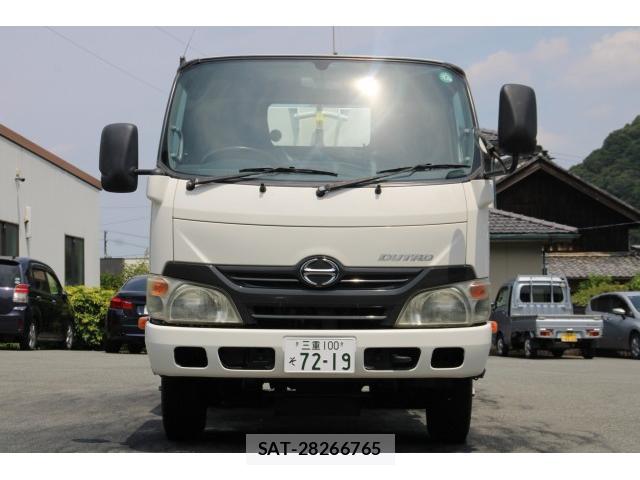 Hino DUTRO 2012-07 8276803-1
