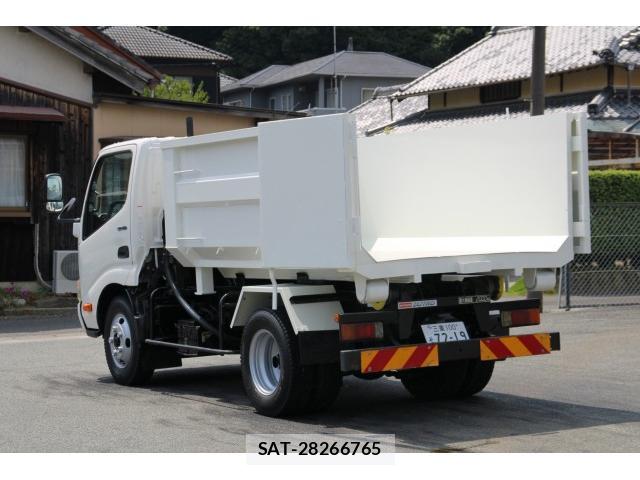 Hino DUTRO 2012-07 8276803-9