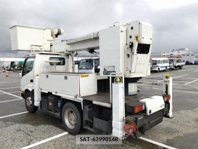 Hino DUTRO 2016-06 8277517-1