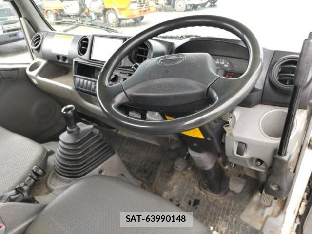 Hino DUTRO 2016-06 8277517-2