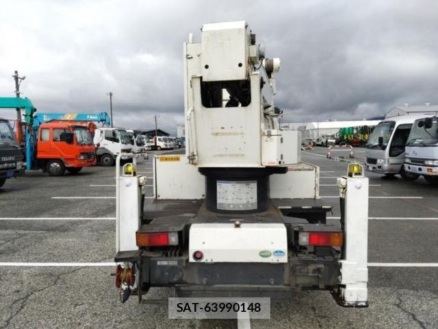 Hino DUTRO 2016-06 8277517-5