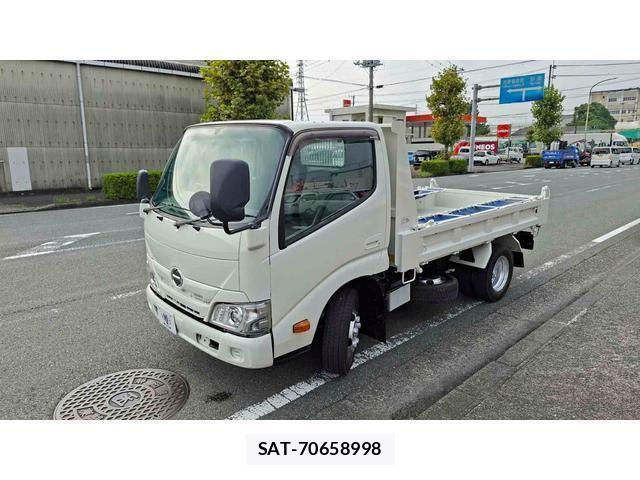 Hino DUTRO 2019-10 8280288-15