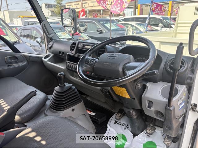 Hino DUTRO 2019-10 8280288-2