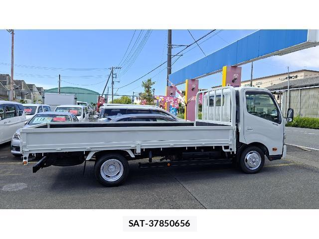 Hino DUTRO 2019-06 8280294-9