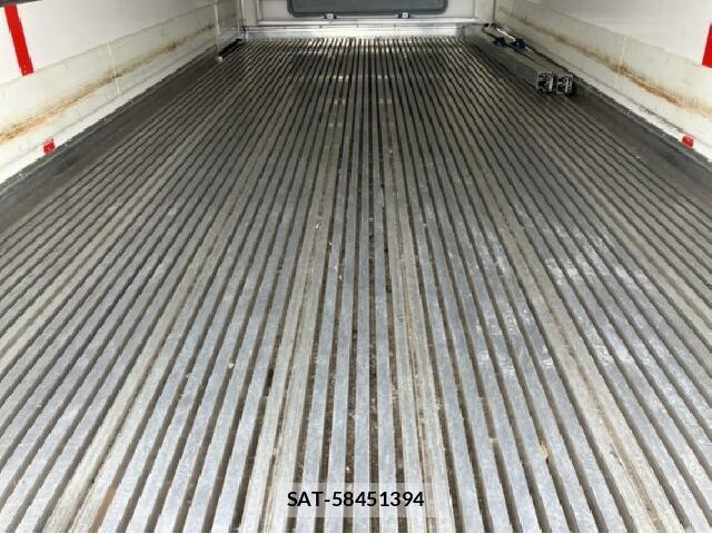 Hino DUTRO 2018 8280421-5