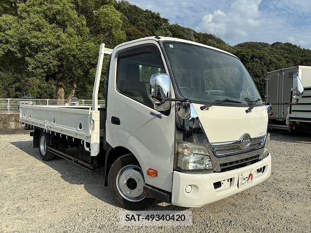 Hino DUTRO 2012-05 8284730-1