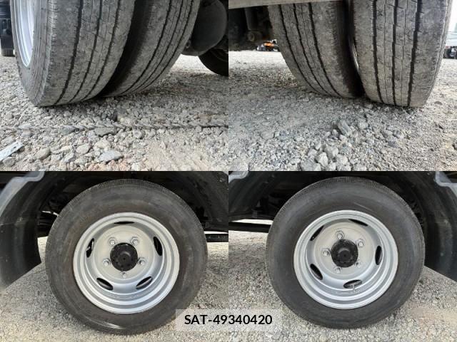 Hino DUTRO 2012-05 8284730-12