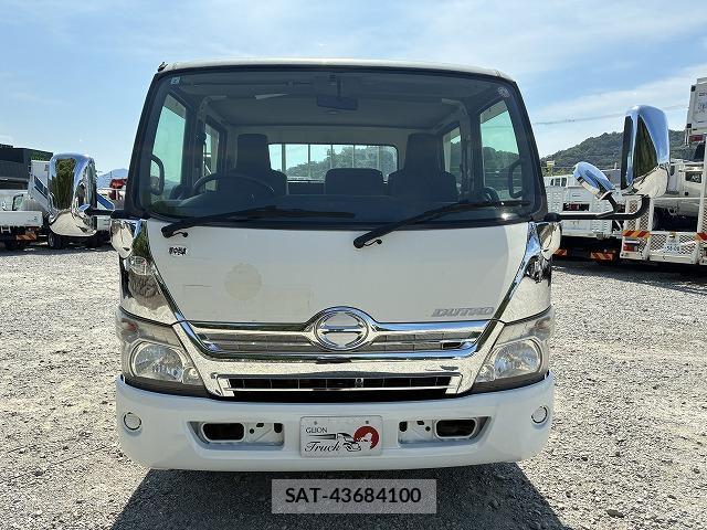 Hino DUTRO 2014-02 8284736-1