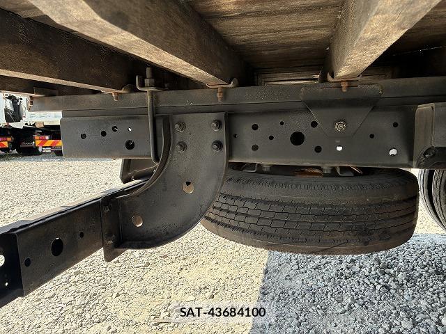 Hino DUTRO 2014-02 8284736-17