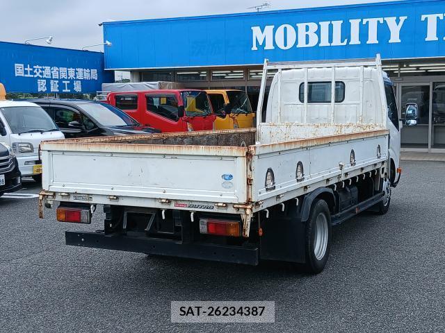 Hino DUTRO 2011-12 8285657-1