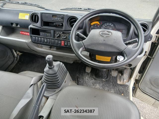 Hino DUTRO 2011-12 8285657-2
