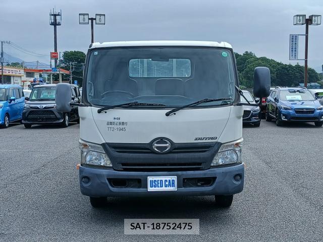 Hino DUTRO 2012-10 8285658-19