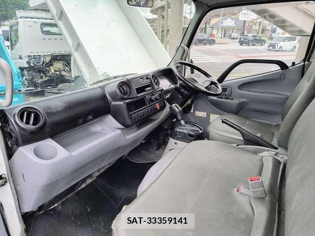 Hino DUTRO 2013-11 8285795-18