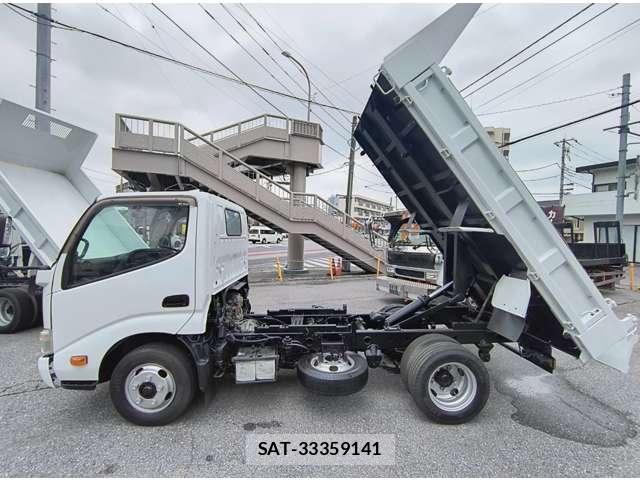 Hino DUTRO 2013-11 8285795-4