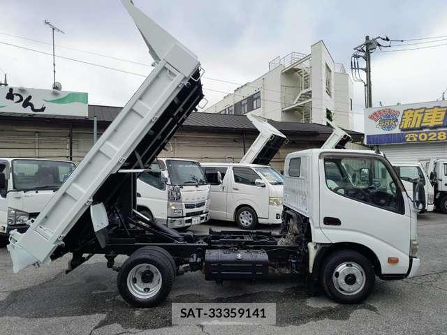 Hino DUTRO 2013-11 8285795-7
