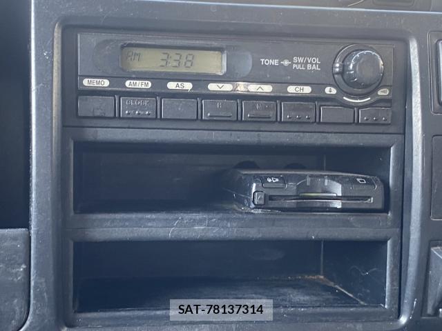 Hino DUTRO 2009-10 8285833-16