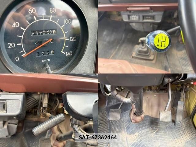 Toyota DYNA TRUCK 1984-04 8283055-16