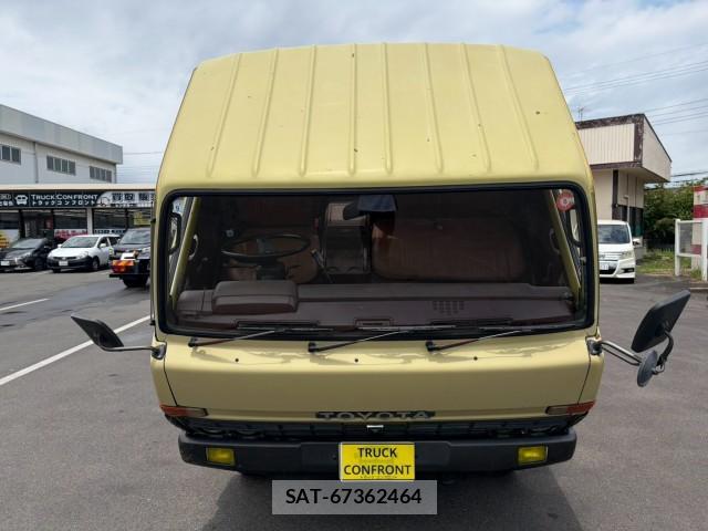 Toyota DYNA TRUCK 1984-04 8283055-2
