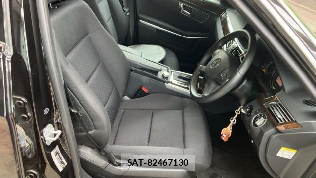 Mercedes Benz E-CLASS 2011-08 8282381-5