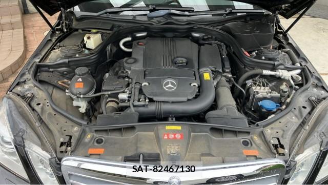 Mercedes Benz E-CLASS 2011-08 8282381-7