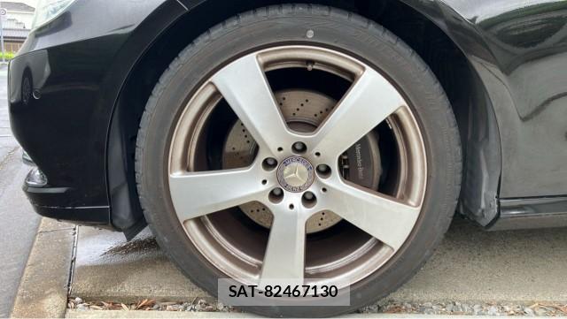 Mercedes Benz E-CLASS 2011-08 8282381-8