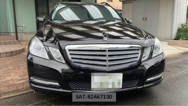 Mercedes Benz E-CLASS 2011-08 8282381-9