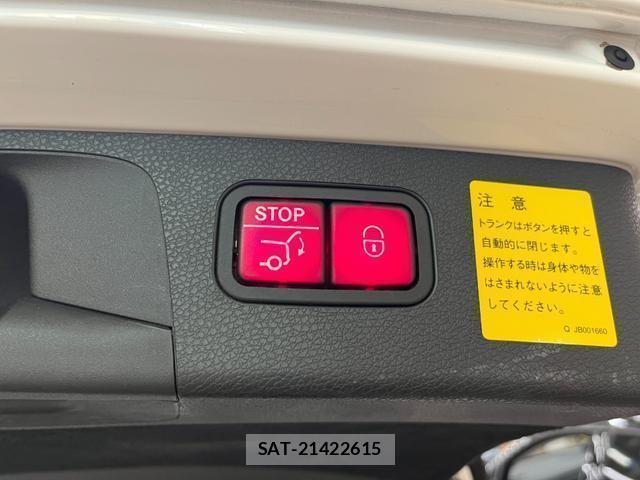 Mercedes Benz E-CLASS 2017-02 8283955-6