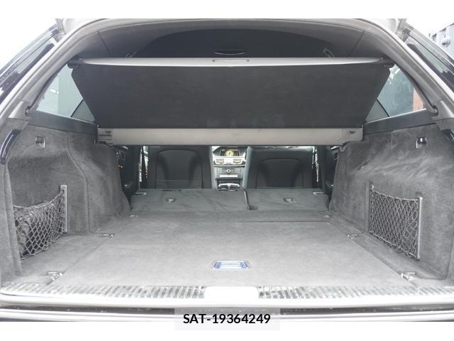 Mercedes Benz E-CLASS 2015-09 8285642-14