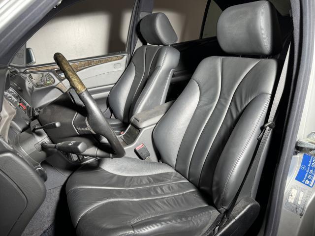 Amg E-CLASS 1997-07 8279225-4