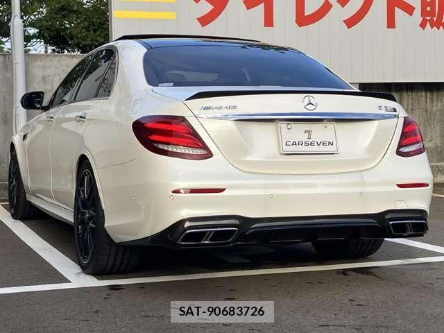 Amg E-CLASS 2018-02 8280343-6