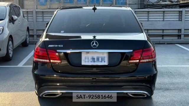 Mercedes Benz E-CLASS 2015-07 8281023-1