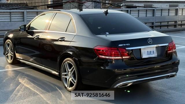 Mercedes Benz E-CLASS 2015-07 8281023-13
