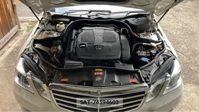 Mercedes Benz E-CLASS 2012-06 8281638-7