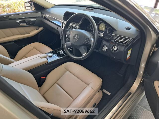 Mercedes Benz E-CLASS 2009-12 8284250-2