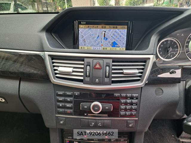 Mercedes Benz E-CLASS 2009-12 8284250-9