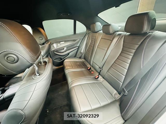 Mercedes Benz E-CLASS 2017-09 8284725-2