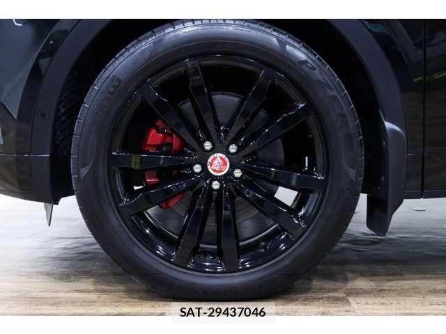 Jaguar E-PACE 2020-05 8277670-3