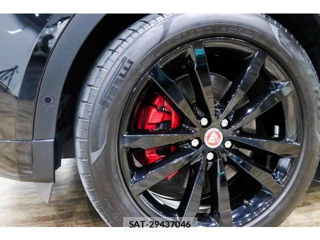 Jaguar E-PACE 2020-05 8277670-4
