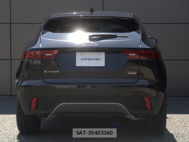 Jaguar E-PACE 2019-12 8279523-17