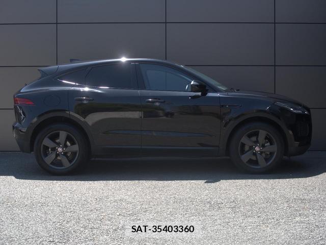 Jaguar E-PACE 2019-12 8279523-19