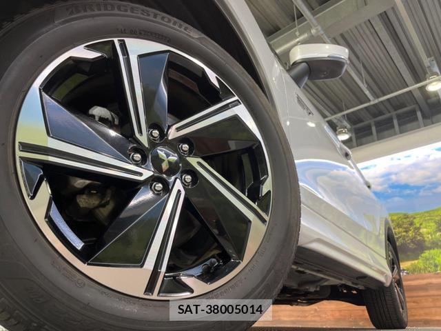 Mitsubishi ECLIPSE CROSS 2022-03 8279022-12