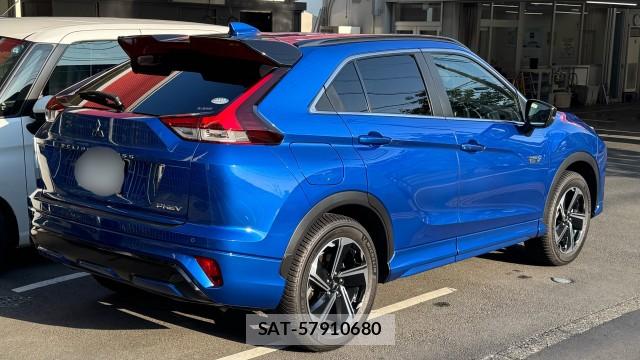 Mitsubishi ECLIPSE CROSS 2021-04 8281021-11