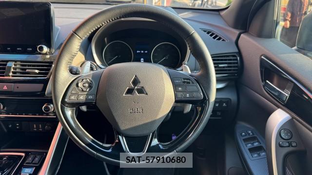Mitsubishi ECLIPSE CROSS 2021-04 8281021-14