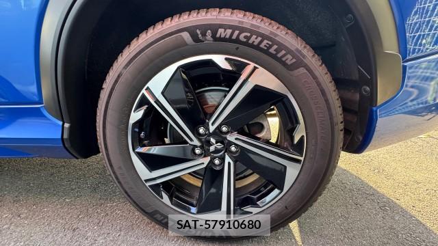 Mitsubishi ECLIPSE CROSS 2021-04 8281021-8
