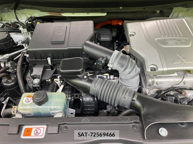 Mitsubishi ECLIPSE CROSS 2023-02 8282846-17