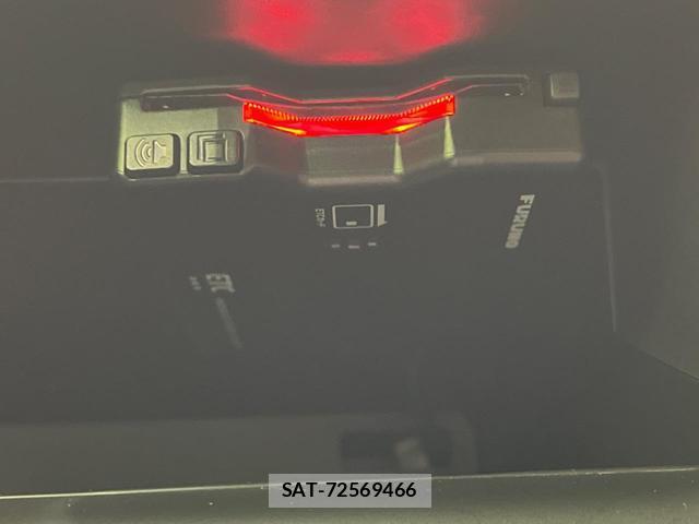 Mitsubishi ECLIPSE CROSS 2023-02 8282846-5
