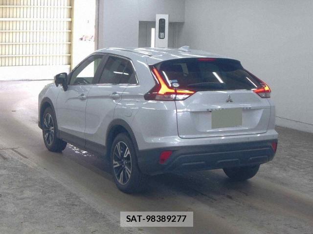 Mitsubishi ECLIPSE CROSS 2023-09 8277012-1