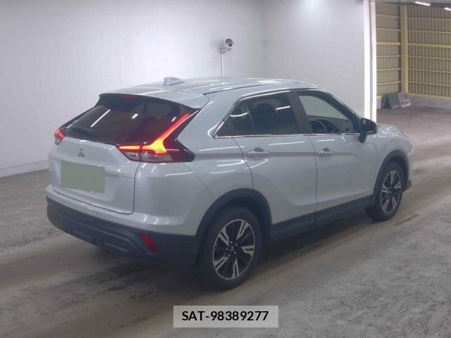 Mitsubishi ECLIPSE CROSS 2023-09 8277012-4