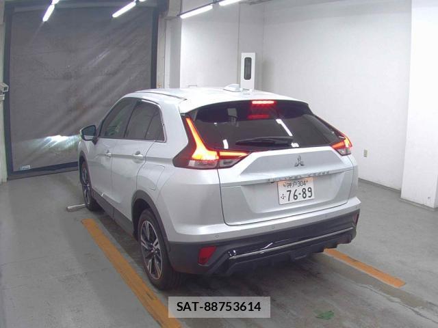 Mitsubishi ECLIPSE CROSS 2022-04 8278284-4