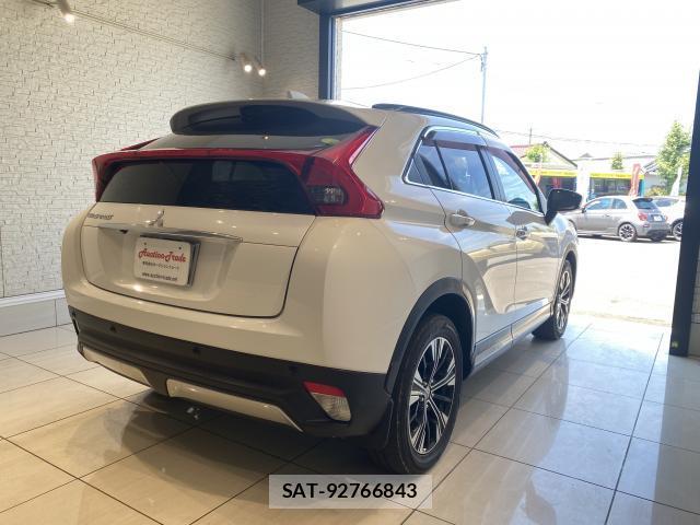 Mitsubishi ECLIPSE CROSS 2019-10 8284336-1